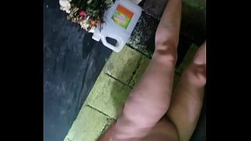 Preview 3 of Sanny Luone Xx - Espiando a madura ba&ntilde_andose