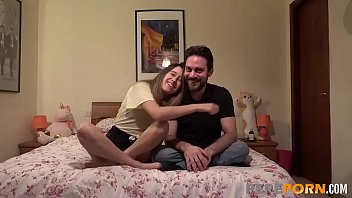 Preview 1 of Sxs Hayawanat - Brunette Susy enjoys confinement by having a HARD FUCK