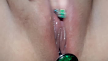 Preview 4 of 2 3d Shemale - Masajeando mi conejita caliente
