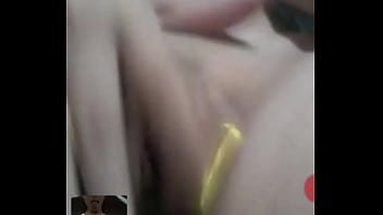 Preview 1 of Xxxvbea - videollamada con una amiga
