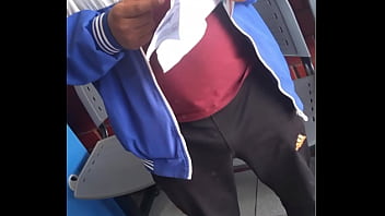 Preview 3 of Blue S - Bulto picudo