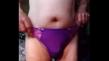 Preview 1 of Seachgerman Handicapped Fuck - Hola buenos d&iacute_as ando con ganas de berga pues anoche vi como se cojieron a mi hijastra y me calent&eacute_ mmmmmque barbara que cojidon le dieron