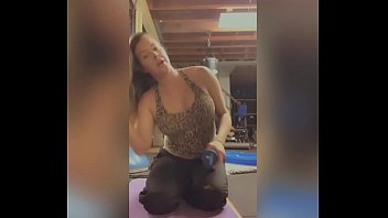 Preview 1 of Bra Cumshot Norway - Samantha Saint 7
