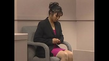 Preview 1 of Kontol Susah Masukin Memek - Chief Justice investigating case of ethical feasibility of changing vagina and questions witness in attendance Mika Tan about one of corpus delicti