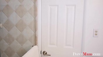 Preview 1 of India Top Sixsi Video - step Mom Soothes &#039_s Aching Boner- Aaliyah Love
