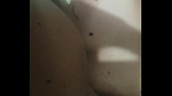 Preview 3 of Hustal Xxx Vidiyo - Novinho comendo veado