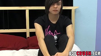 Preview 2 of Dase Muslim Giral X 3gp Hindi - Young emo twink Roxy Red cums after jerking for an interview