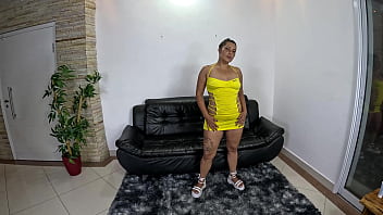 Preview 1 of Kjodi Weat - Milf gostosa levando madeira no rabo - Victoria Amanda