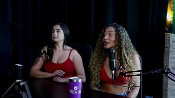 Preview 1 of Xxsexvideo Com - N&atilde_o gosta de ser chamada de Bruna Surfistinha,  come&ccedil_ou no exibisionismo,  a m&atilde_e a apoia,  fez uma live sobre o vazamento e transou no barco - Bruninha a Surfistinha (WATCH ON: SHEER/RED)