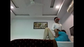 Preview 1 of 10year Boy Sex Girls 25 - Hot Desi Tops White Guy