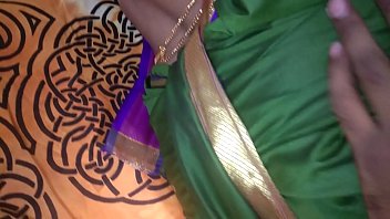 Preview 3 of Mfc Evelynlin - इंडियन आंटी के हॉट फिगर को ऐसा चोदा,  कि मेरे लंड के मु से पाणी निकला