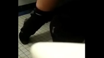 Preview 3 of Floppy Ass - cogiendo en el banio de waltmart