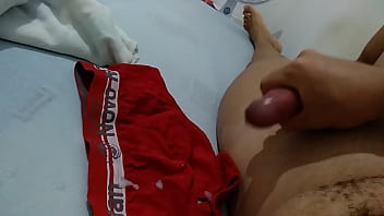 Preview 2 of Indian Sxe Vides Com - Mais uma gozada na mesma cueca