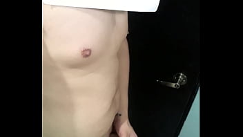 Preview 3 of Birthing Frnd Mom Look - V&iacute_deo de verificaci&oacute_n