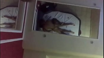 Preview 2 of Women Shitting Video - Motel na quarentena