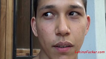 Preview 2 of 14yer School Bas Xxx Videos - Money Convinces a straight guy to try gay sex,  He was on his way to meet his Gf