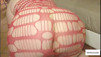 Preview 3 of Kara Yarrak - Elena thick Russian girl like to masturbate