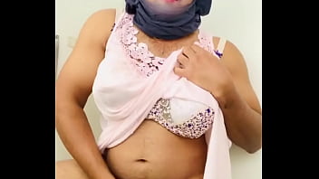 Preview 2 of Pakistani Bhabi Dawer Xxx - Mom&rsquo_s dress