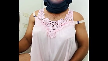 Preview 1 of Pakistani Bhabi Dawer Xxx - Mom&rsquo_s dress