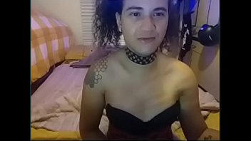 Preview 3 of Bigbooty Black Thots - Trans gostosinha se masturbando escondida decide mostrar o grelo