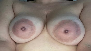 Preview 2 of 12 And 35 Wers Xxx Video - Cumming For The Titties