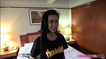 Preview 1 of Amateur For Job Desi - Japanese man creampies Thai girl in uncensored sex video