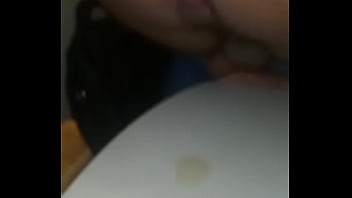 Preview 3 of Xnxx Xxxxx Grils - Extraindo o leite recebido no banheir&atilde_o 3