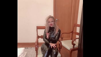 Preview 2 of Dafne Small - Lost in the Stars song by singer FinDom Goaldigger