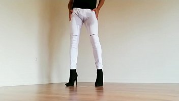 Preview 3 of Smerinka Futa - Vanity peeing in her white jeans