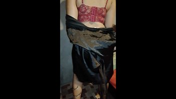 Preview 1 of Tamil Actress Laila Sex Video - He came from work and that&#039_s how my big ass wife receives me