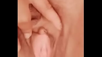 Preview 2 of 1gril And 4 Boys - Casada infiel