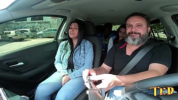 Preview 1 of Indian Dripping Pussy - A carona do Ted # 26 de hoje est&aacute_ com super lota&ccedil_&atilde_o - Alessandra Marques - Sophi Moranguinho - Higor Negrao - Rob Carvalho
