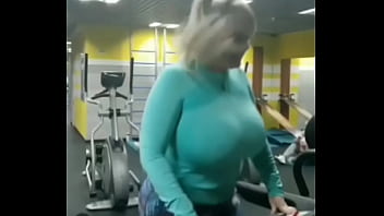 Preview 1 of Alexa Fox - Enormes tetas