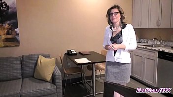 Preview 1 of Ass Mom Toilet - Alby Daor - Ass to Mouth Secretary