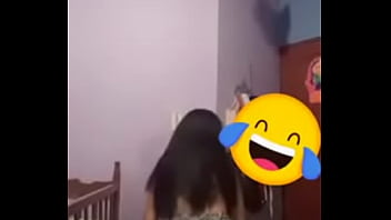 Preview 3 of Lesbian Stepmom And Daughter Sex - Chica con ganas de culiar