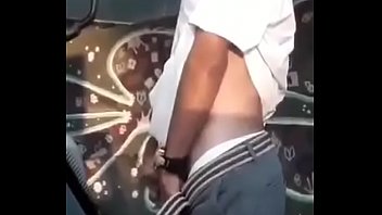 Preview 3 of Xxhamster Donlod3gp - Compilado de Machos mijando em p&uacute_blico