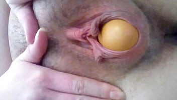 Preview 4 of Uodreo Xxyxx Sex Video Com - My Young,  Sexy Girlfriend Lays Eggs....