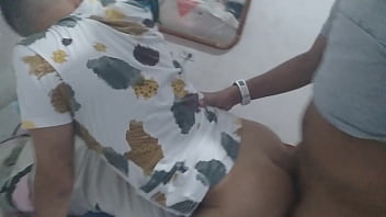 Preview 1 of Porno Pojezde - Cogiendo en plena cuarentena