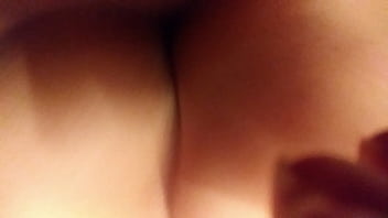 Preview 2 of Hisap Tokek - Mar&iacute_a mi novia colombiana follando por el culo