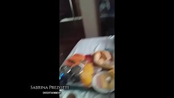 Preview 1 of Tana Alsya - SABRINA PREZOTTE,  Travesti do pau grande e cheio de leite descarregando sua mamadeira na hora do cafe da manhan em um hotel na barra funda,  (COMPLETO NO RED )