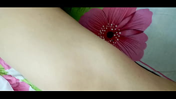 Preview 1 of Arban Movies - Tụt quần xem bướm b&agrave_ th&iacute_m đang say rượu. (Watch the butterfly,  is d..)