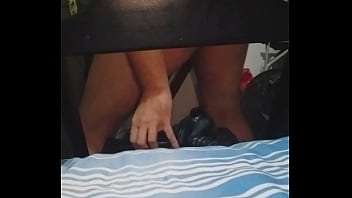 Preview 3 of Sexexy India - Sentando no meu brinquedinho