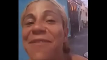 Preview 4 of Mature Soccer Mom Gangbanged - Esposa louca por sexo