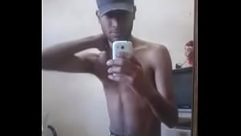 Preview 4 of Ba Lei - Leonardo Rodrigues - Super Dotado na Cueca Boxer Amarela