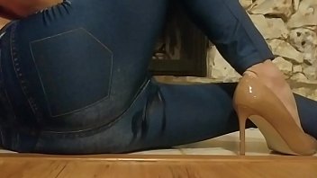 Preview 2 of Xnx Girls - Urine on my jeans