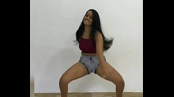 Preview 2 of Hiding N Fucking - Novinha dan&ccedil_ando