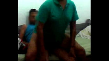 Preview 2 of Ibuku Nakal - Marido da prima,  insistiu tanto que eu dei o cuzinho gostoso. Ele &eacute_ novinho rec&eacute_m casado 21 anos