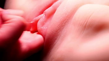 Preview 2 of Teean Skeet - Finger her pussy.