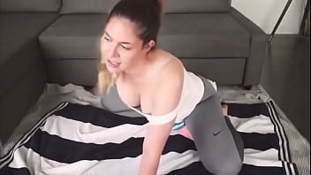 Preview 1 of Familystroke Sister - Me encanta la verga papi