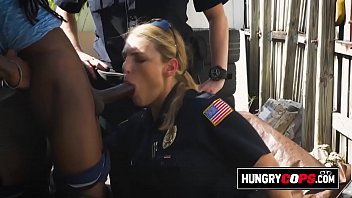 Preview 2 of Granny Sammys Pssing - A horny MILF is fucking in a back alley